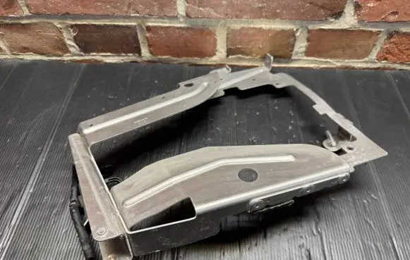 Porsche Panamera (971) Sound amplifier holder/bracket 971906204B