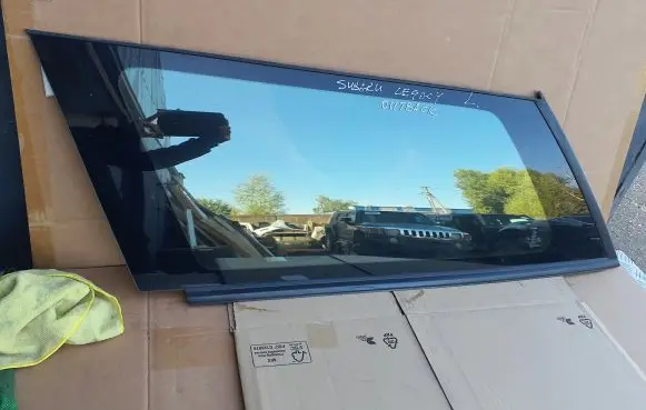 Subaru Legacy Rear side window