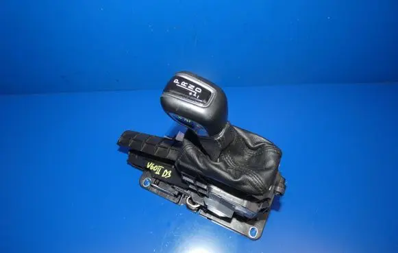 Volvo V60 Gear shifter/selector 32240020 S1401B