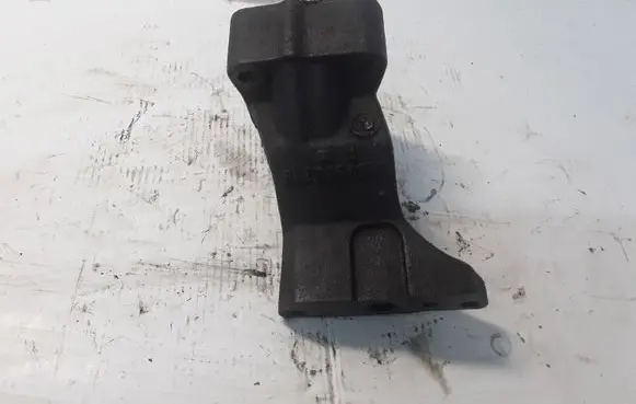 Mercedes-Benz C W203 Engine mounting bracket 6420960345