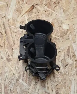 Ford Mustang VI Cup holder front FR3B63045P28A