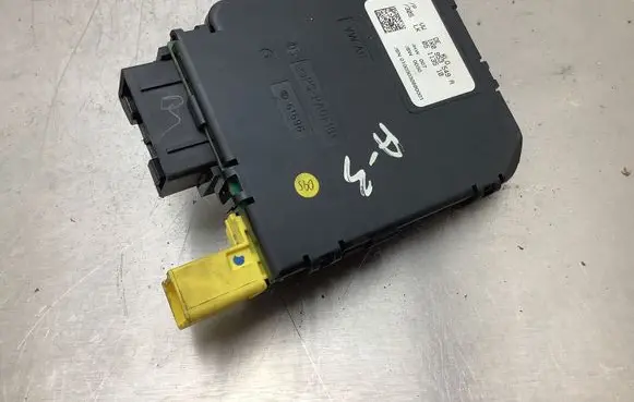 Audi A3 S3 8P Steering angle sensor 1K0953549A