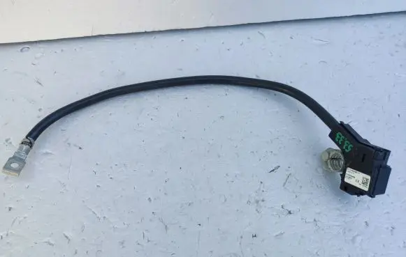 BMW 5 F10 F11 Negative earth cable (battery) 9223385 61129223385 61129243752