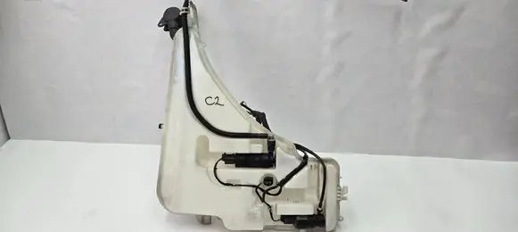 BMW 4 F32 F33 Windshield washer fluid reservoir/tank 7241679