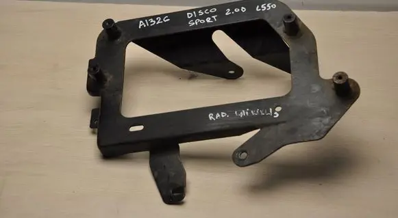 Land Rover Discovery Sport Radiator mount bracket GJ326K767AB