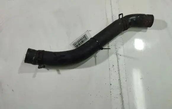 Volkswagen PASSAT B4 Engine coolant pipe/hose 