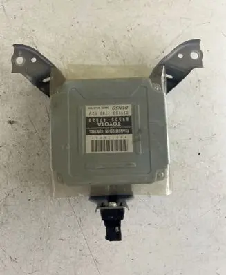 Toyota Prius (NHW20) Gearbox control unit/module 8953547020 0791001780