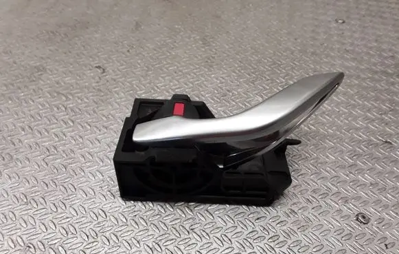 Mazda 6 Rear door interior handle T8315