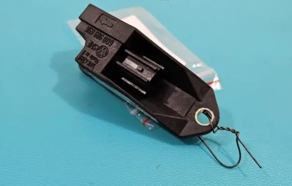 Volkswagen Golf IV Fuel cut-off switch 6Q0909606 IMPRK1364457