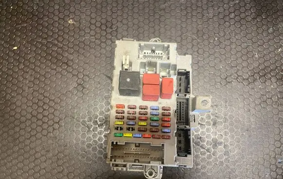 Citroen Jumper Fuse module NPL250C00
