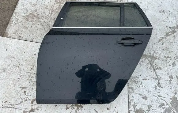 BMW 5 E60 E61 Rear door 