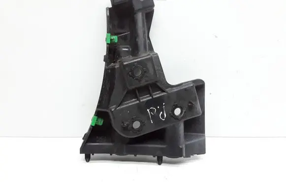 Volvo S60 Front bumper mounting bracket 31323833