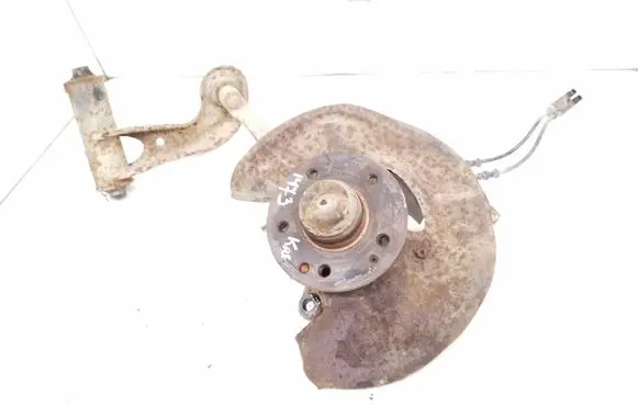 Mercedes-Benz C W202 Front wheel hub spindle knuckle