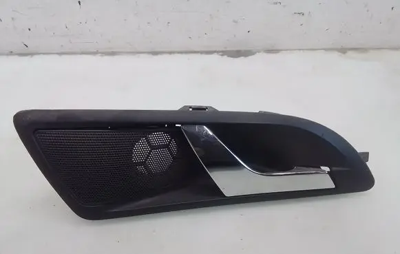Skoda Octavia Mk2 (1Z) Rear door interior handle