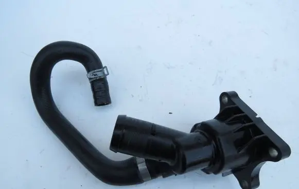 Thermostat/thermostat housing