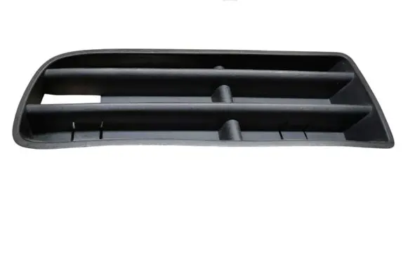 Volkswagen Golf IV Front bumper lower grill 1J0853665B