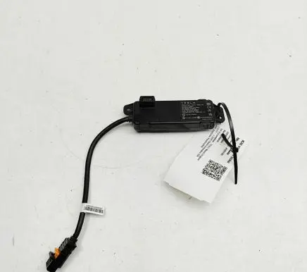 Tesla Model 3 Highland USB control unit 177199300J