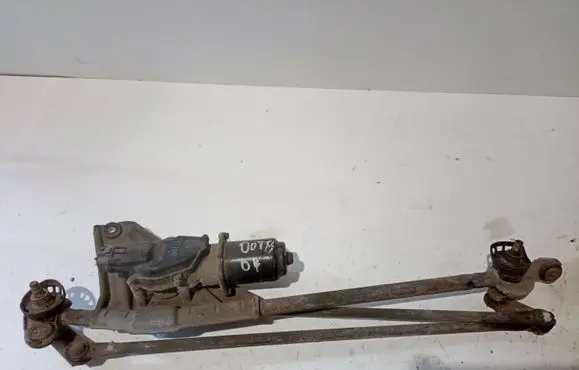 Subaru Outback Front wiper linkage and motor 38275bl