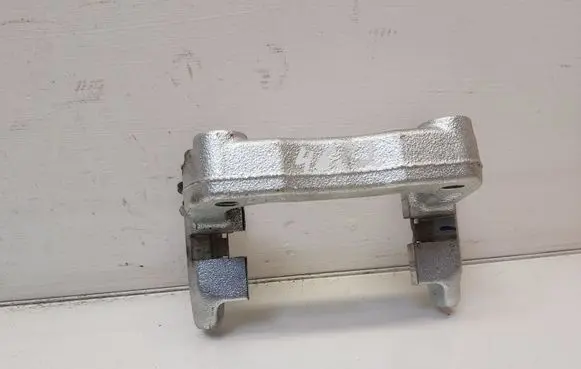 Opel Crossland X Rear brake pad spring 