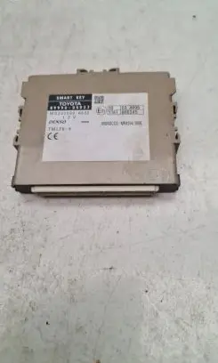 Toyota Avensis T270 Other control units/modules 8999005033 MB2325006632