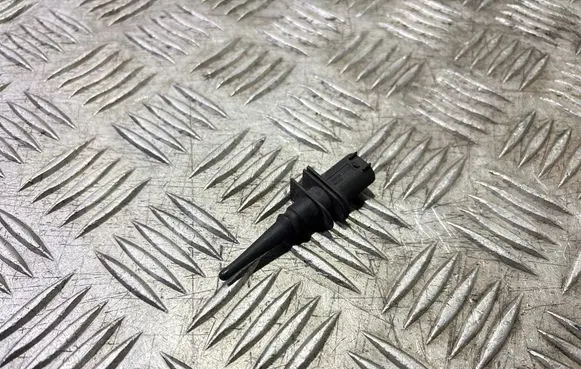 BMW 3 F30 F35 F31 Outside/exterior temperature sensor 6936953 65816936953 13632610