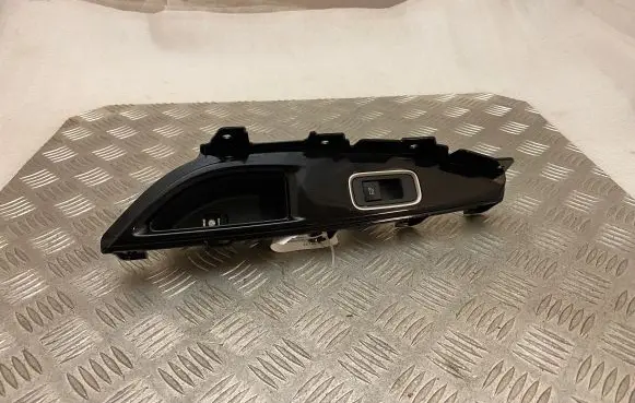 Mitsubishi Outlander Rear door window switch trim 7222B459ZZ