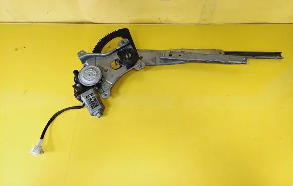 Chevrolet Aveo Front door window regulator with motor 96652141
