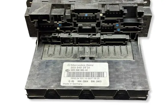 Mercedes-Benz C W203 Climate control unit 2035452901 5DK00848542