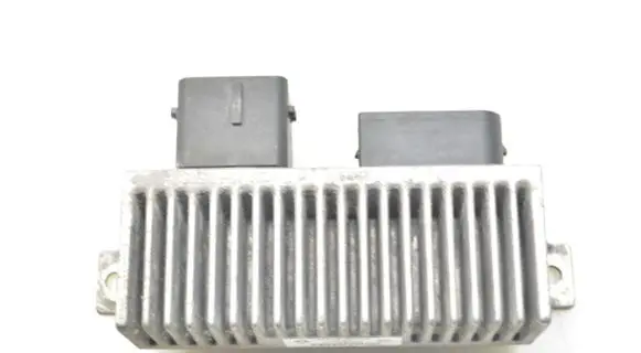 Nissan Qashqai Glow plug pre-heat relay 271206395R