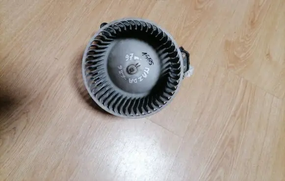 Mazda 626 Heater fan/blower HB111 8940000