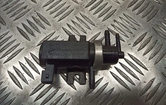 Audi A6 S6 C5 4B Valve vacuum 7.21903.20