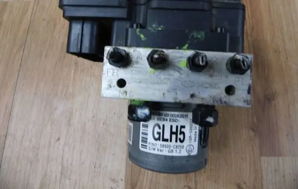 Hyundai i20 (GB IB) ABS Pump 58900C8250 C858920550 58920C8250