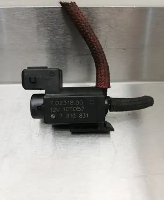 BMW 5 F10 F11 Turbo solenoid valve 70231800 7810831
