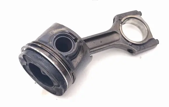 BMW X5 E70 Piston with connecting rod 