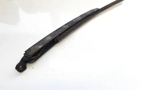 Volkswagen PASSAT B6 Rear wiper blade arm 