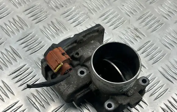 KIA Sportage Throttle valve 351002F100 13L2700800