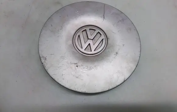 Volkswagen II LT Original wheel cap 7D0601151
