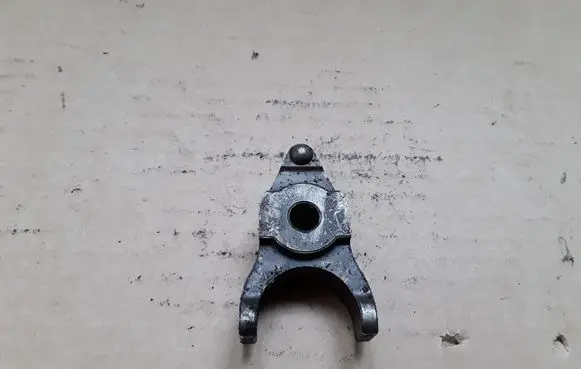 Toyota Corolla Verso E121 Fuel Injector clamp holder NOCODE