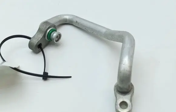 Hyundai Ioniq 5 Air conditioning (A/C) pipe/hose