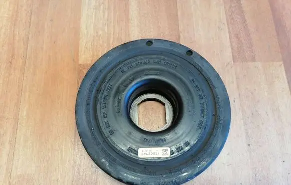 Renault Espace V (RFC) Crankshaft pulley 123032762R 8200767762