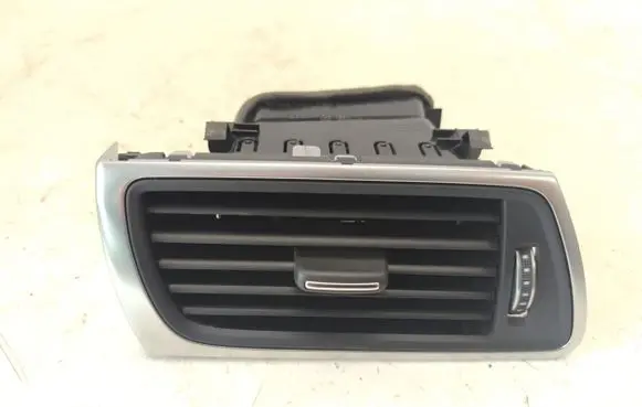 Audi A7 S7 4G Dashboard side air vent grill/cover trim 4G8820901
