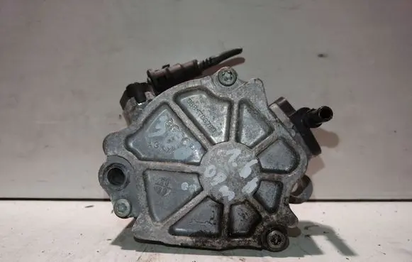Peugeot 308 Vacuum pump 9684786780