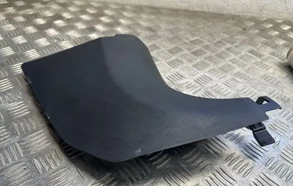 KIA EV6 Foot area side trim 85823CV000