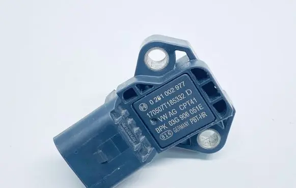 Volkswagen Golf VII Air pressure sensor 03G906051E 0281002977