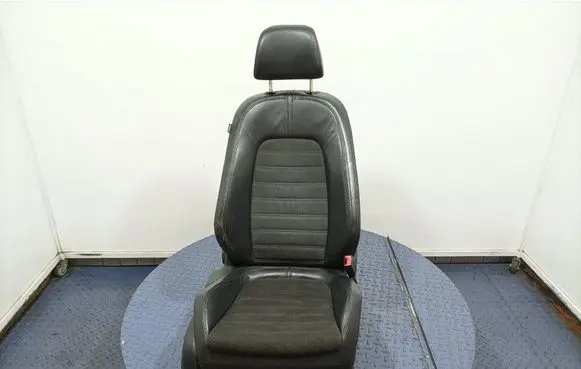 Volkswagen PASSAT B6 Front passenger seat 