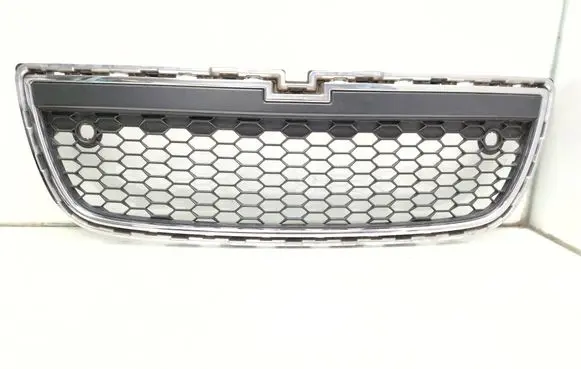 Chevrolet Captiva Front grill 96945172 95471640 22737880