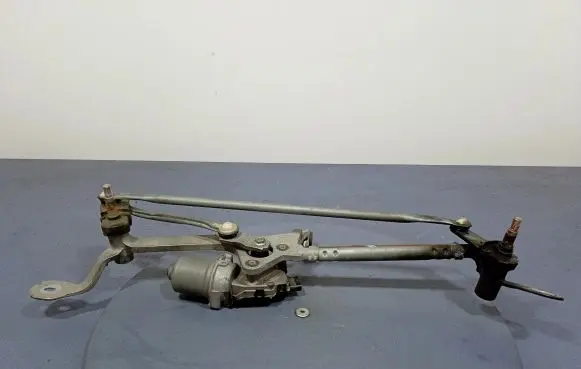 BMW X4 F26 Front wiper linkage and motor 7399004