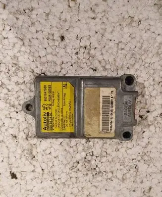 Airbag control unit/module