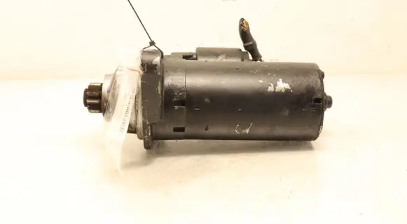 Volkswagen Polo IV 9N3 Starter motor 1005831311