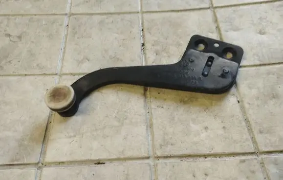 Volkswagen Transporter - Caravelle T5 Sliding door upper roller guide/hinge 7H0843436E